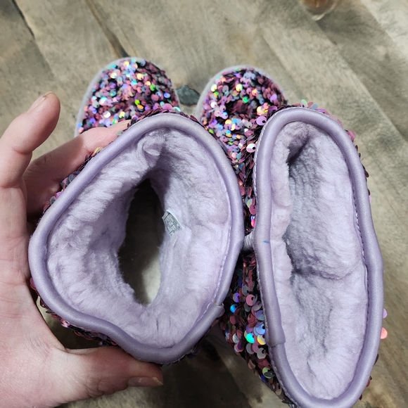 Ugg girls sequin boot size 3 preowned - Picture 2 of 6